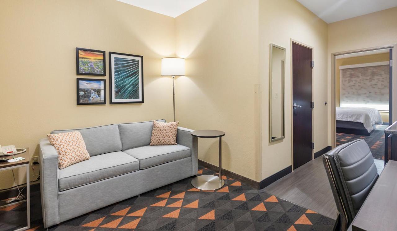 Holiday Inn Hotel & Suites Waco Northwest By Ihg Bellmead Exteriér fotografie